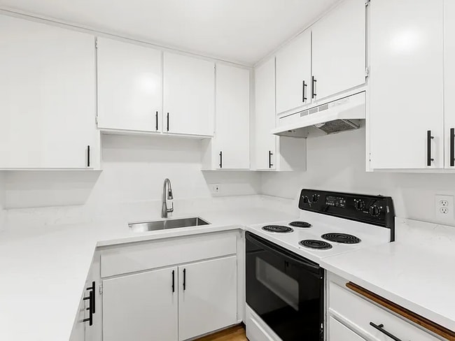 Photo - 6358 Rancho Mission Rd Unit 613