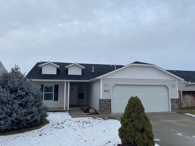 Photo - 3011 Woodbridge St