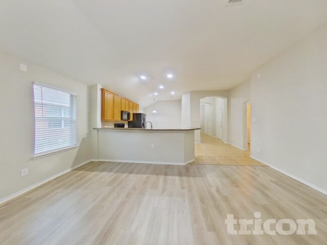 Photo - 10616 Lipan Trail