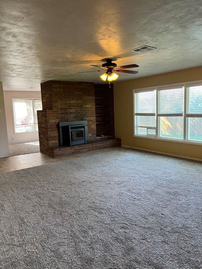 Photo - Suburbs Home