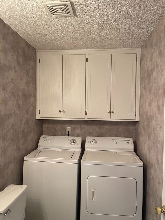Photo - Dunwoody Townhomes -