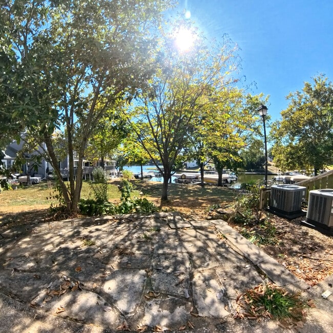 Photo - 64 Schooner Ln