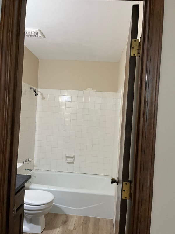 Photo - 8905 Haskins St