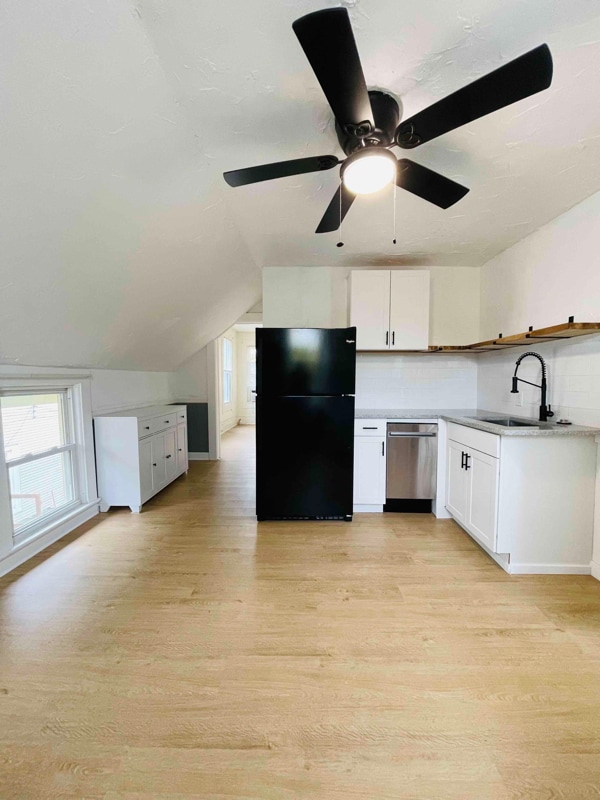 Photo - 2051 W 45th St
