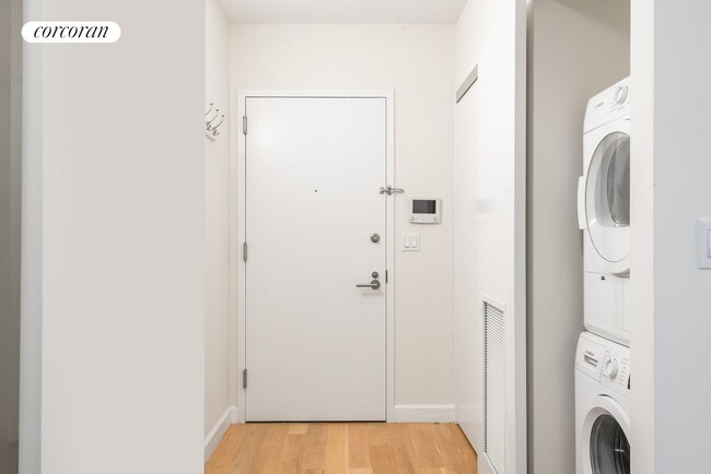 Photo - 111 E 115th St