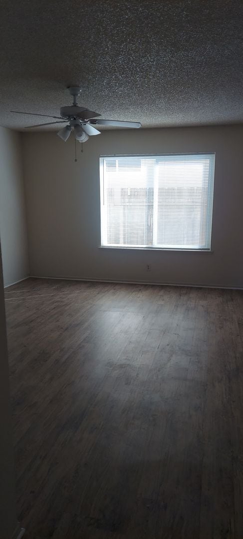 Photo - 1040 E Donna Dr