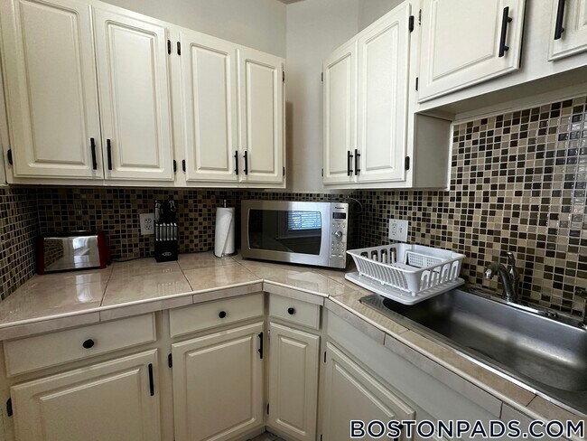 Photo - 32 Kingsdale St