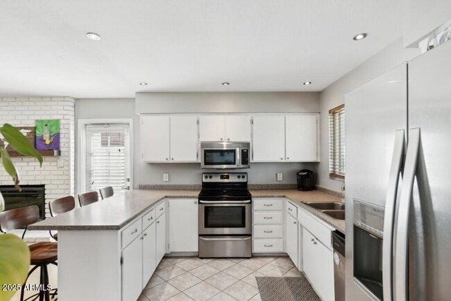 Photo - 2163 E Sesame St