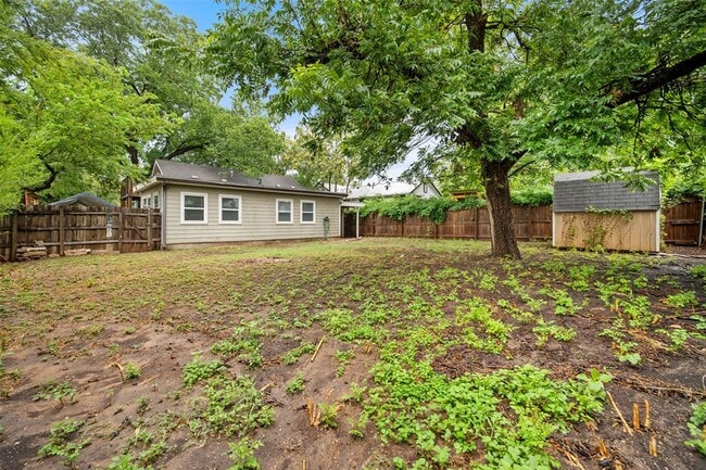 Photo - 4605 Harmon Ave