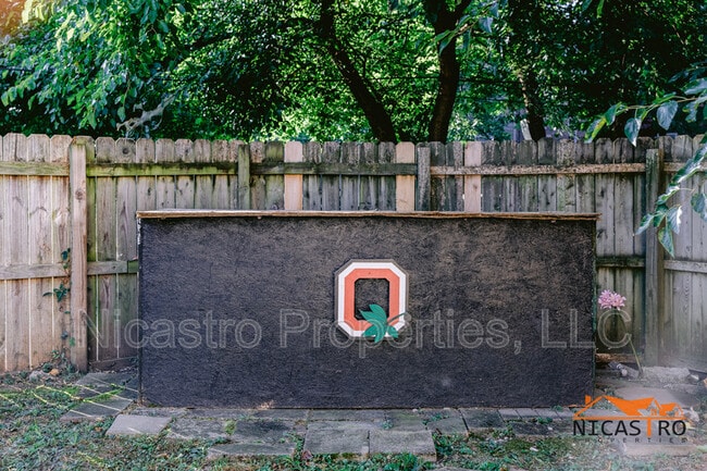 Photo - 2140 Waldeck Ave