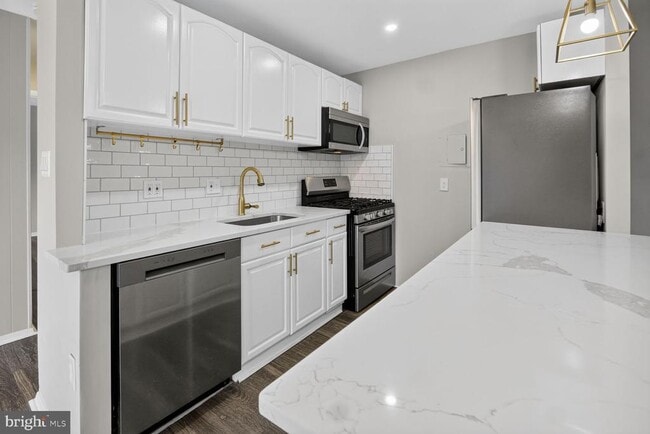 12207 Braxfield Ct Unidad 56