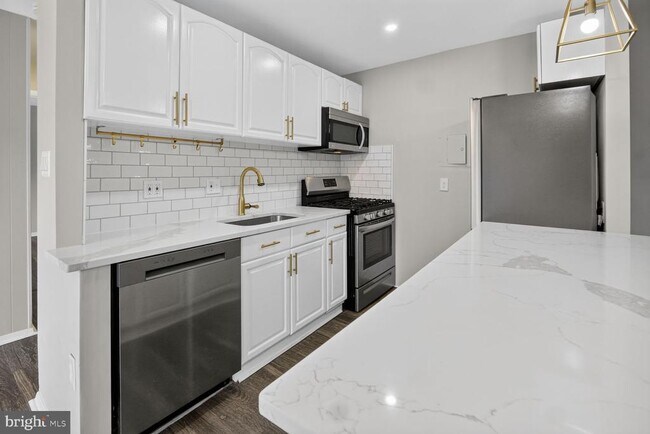 Photo - 12207 Braxfield Ct Unit #56