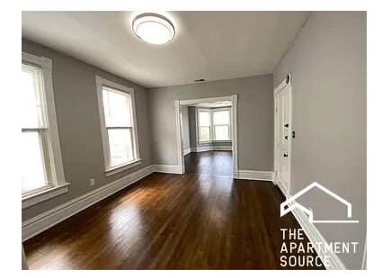 Photo - 3331 N Whipple St Unidad 1