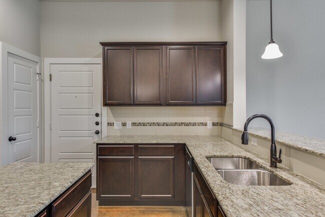 Photo - 4052 Shiloh Ct