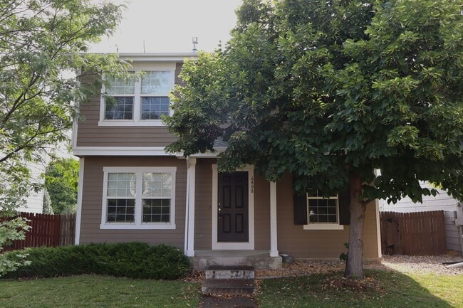 Building Photo - Two-Story Gem with Stylish Finishes and Ou... Rental