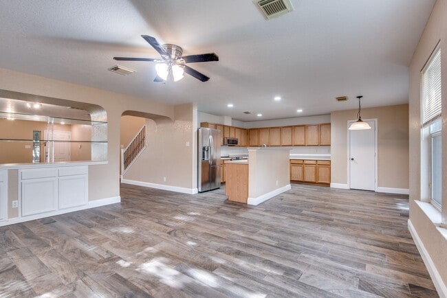 Photo - 4 Bedroom 2 1/2 bath Springtree Ranch Subdivision