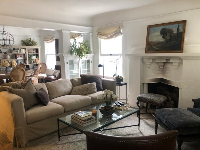 Photo - 2210 6th St