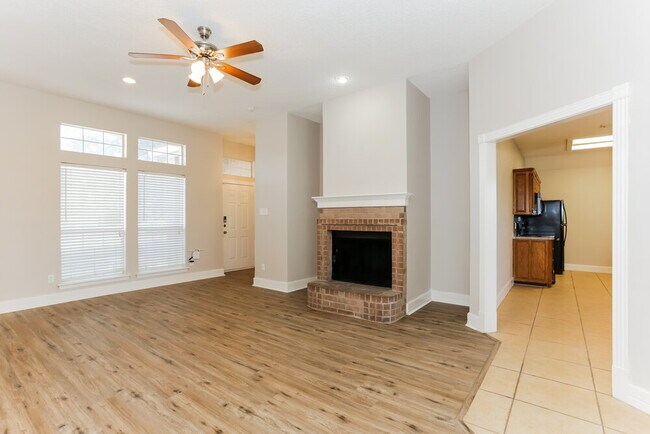 Photo - 724 Nicole Dr