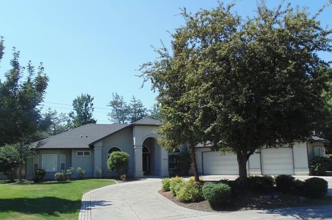 Photo - 1532 W Powder Ct House