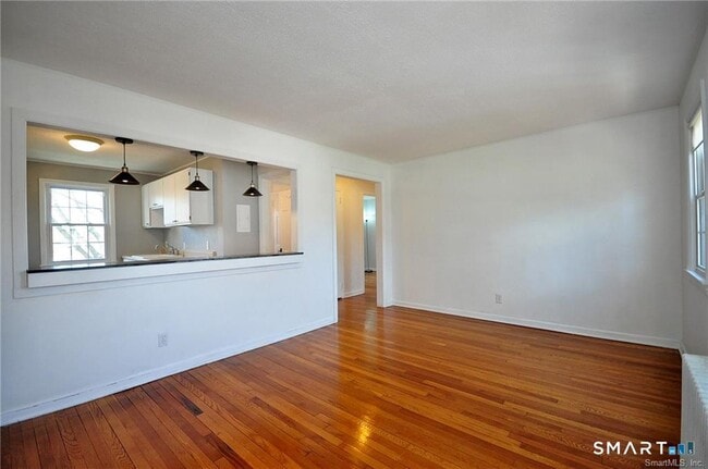 Photo - 53 Robin Rd Unit B1