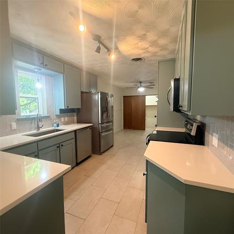 Photo - 1201 Ravenwood Dr