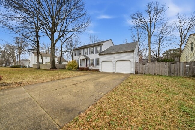 Photo - 1429 Birch Leaf Rd