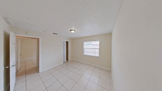 Photo - 923 E Poinsettia Ave Unidad A