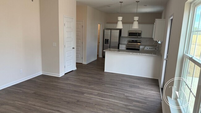 Photo - 71 Juniper Dr