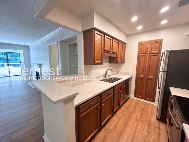 Photo - 25109 Plantation Dr NE