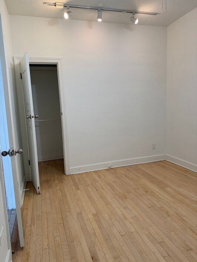 Photo - 2453 N Tripp Ave