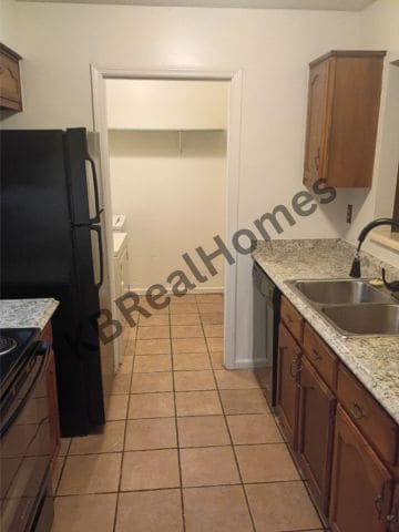 Photo - 5791 Plum Valley Dr