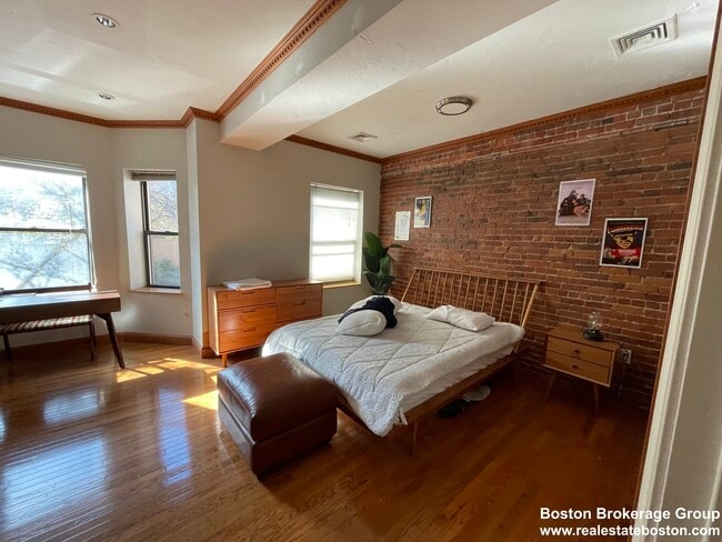Photo - 71 Gainsborough St Unit #201