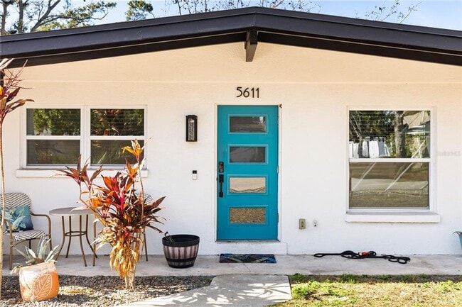 Photo - 5611 S Sheridan Rd