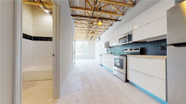 Photo - 305 W 27th St Unit 228