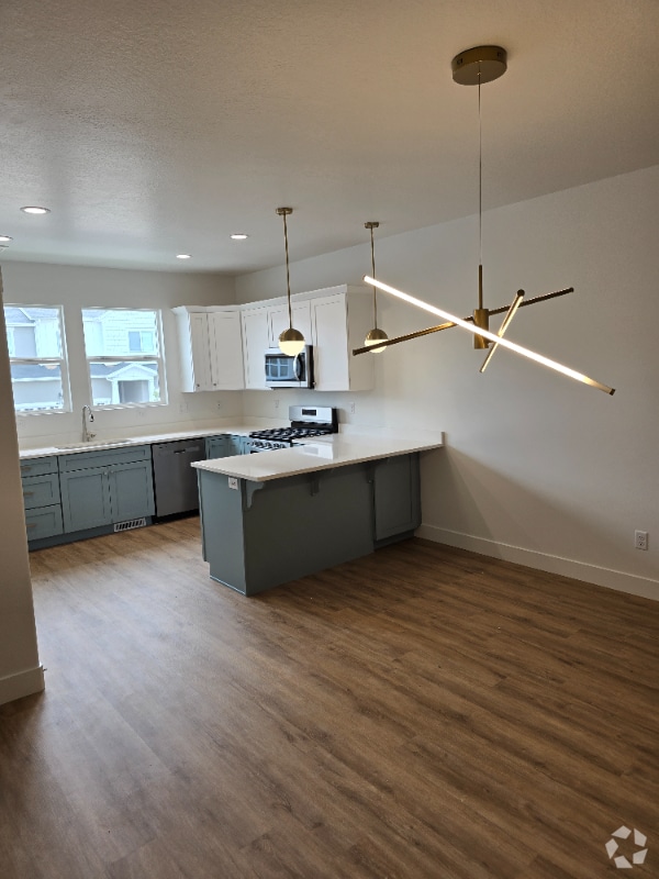 Building Photo - 4228 2060 N Rental