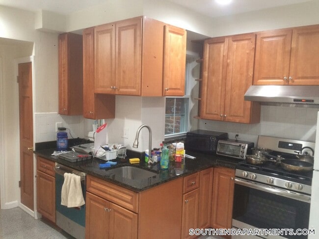 Photo - 179 Northampton St Unidad 4