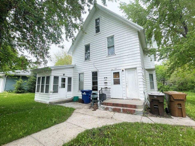 Building Photo - 510 W 4th Ave Unit 1