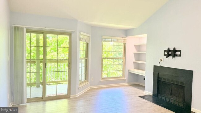 Photo - 3901 Penderview Dr Unit 1534