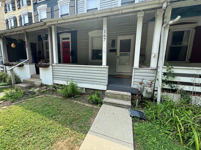 Photo - 167 Front St