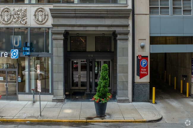 Syndicate Building