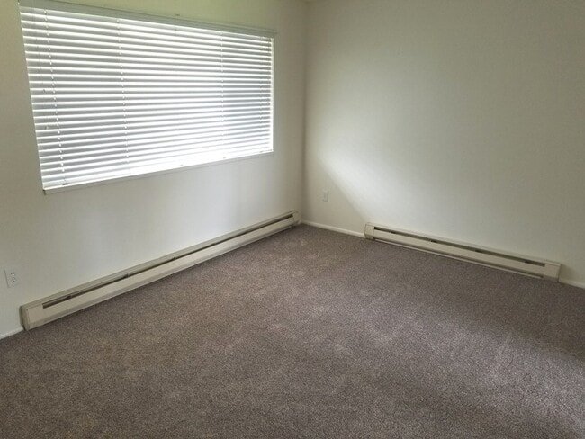 311 S Cherry Hill Dr Unit 1