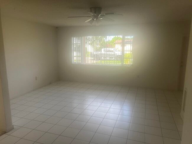 Photo - 211 N 66th Ave