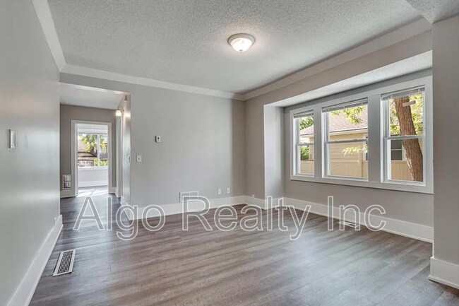 Photo - 2943 N Morgan Ave