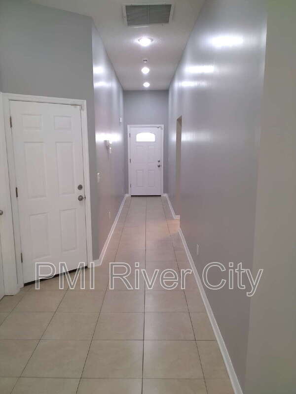 Photo - 818 Filmore Ln