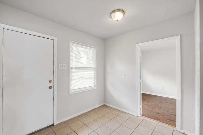 Photo - 7918 Jutland Rd Casa