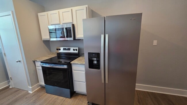 Photo - 3421 W 12th St Unit A