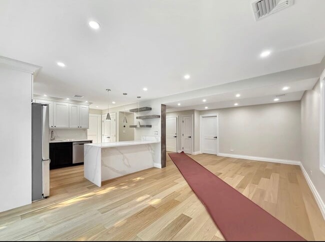 Photo - 259 Kneeland Ave