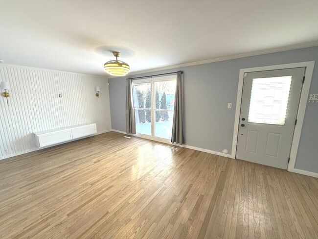 Photo - 2106 Tepee Ave