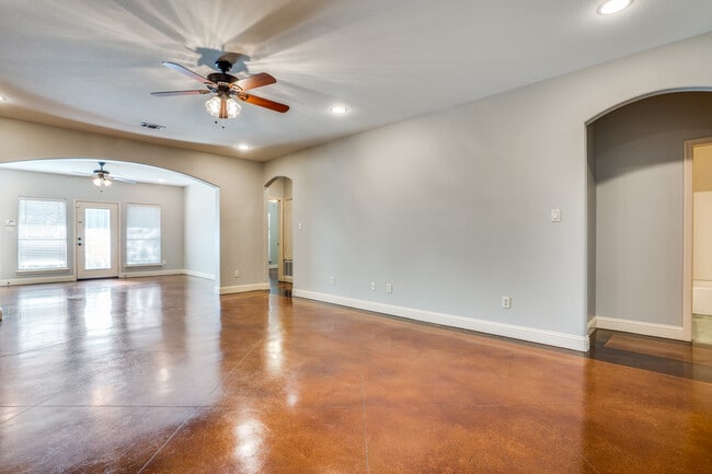 2714 Merida Ave