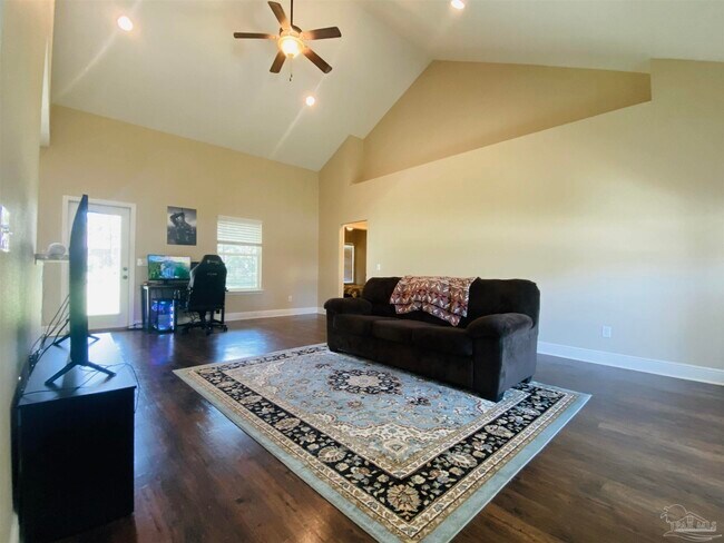 Photo - 1671 Eagle Terrace